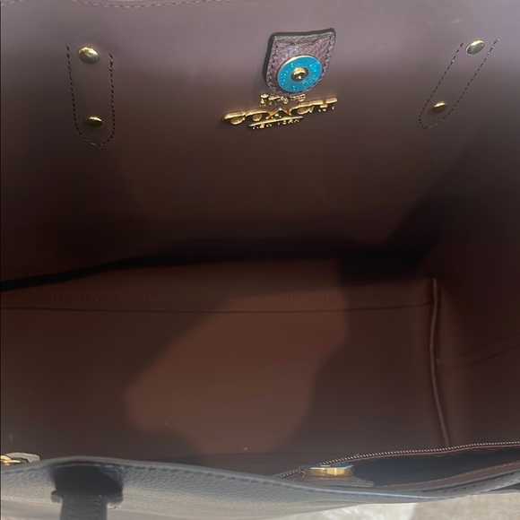 Coach  NWT , BLACK Color, Tote Bag . - Picture 8 of 10
